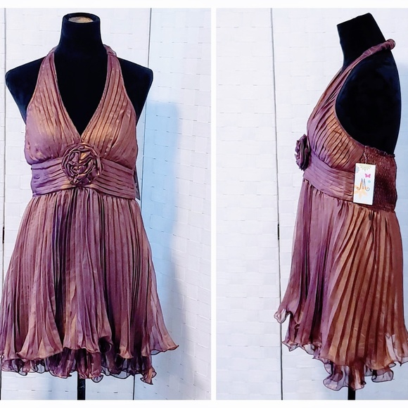 Papaya Dresses & Skirts - Papaya layered bronze ruffle dress L 🆕💞